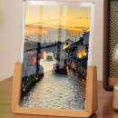 U-shaped Vertical Acrylic Photo Frame