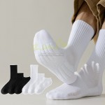 Sweat-Absorbing and Shock-Absorbing Sports Socks